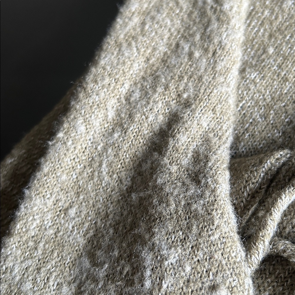 Mod Black Label Green Knit Sweater V-Neck Bell Sleeves accent side string ties - Picture 8 of 9